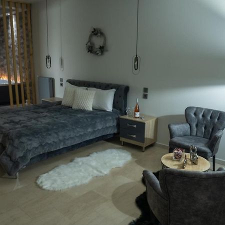 Guesthouse Aelia Káto Loutrákion Екстериор снимка