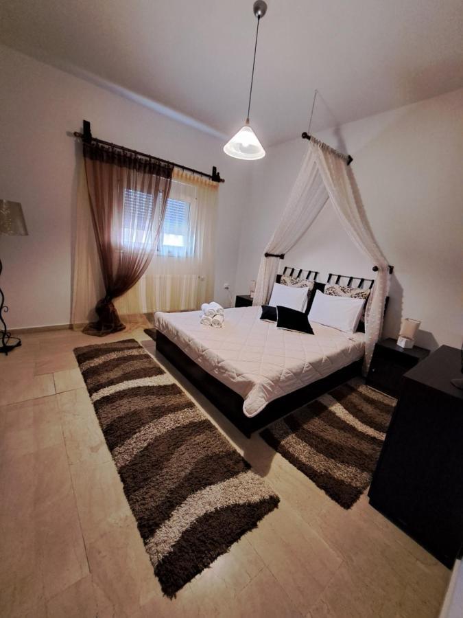Guesthouse Aelia Káto Loutrákion Екстериор снимка
